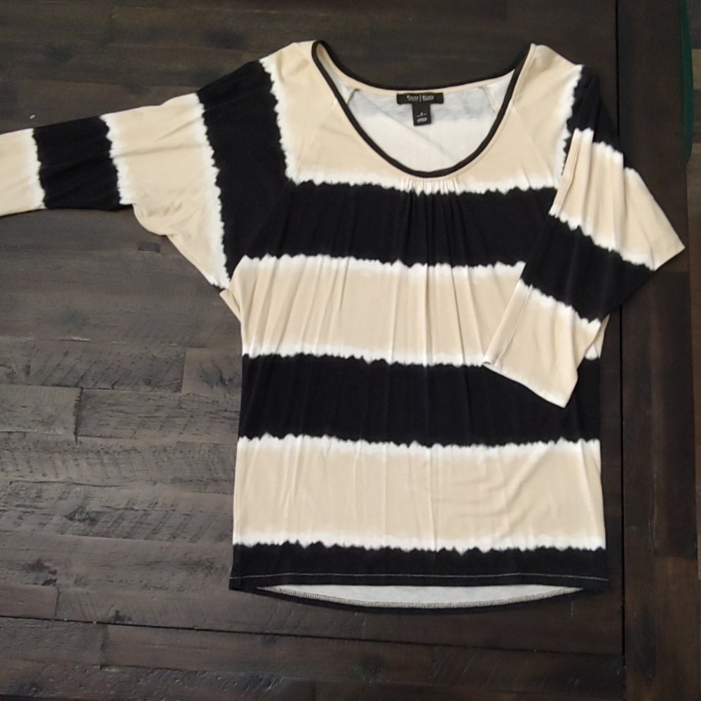 White House Black Market blouse